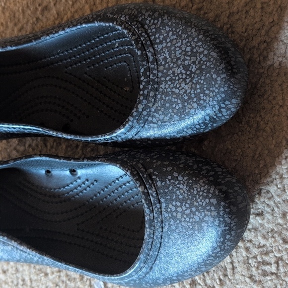 Crocs Black With Speckled Gray Ballet Flats Size 9 - Picture 3 of 11